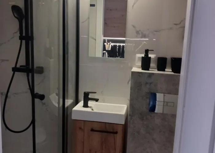 Marco 3 Przy Dworcu-stare Miasto-super Wi Fi Апартаменты