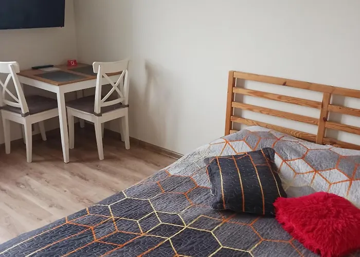 Marco 3 Przy Dworcu-stare Miasto-super Wi Fi Апартаменты