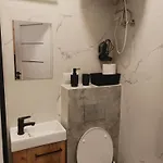 Lägenhet Marco 3 Przy Dworcu-stare Miasto-super Wi Fi *