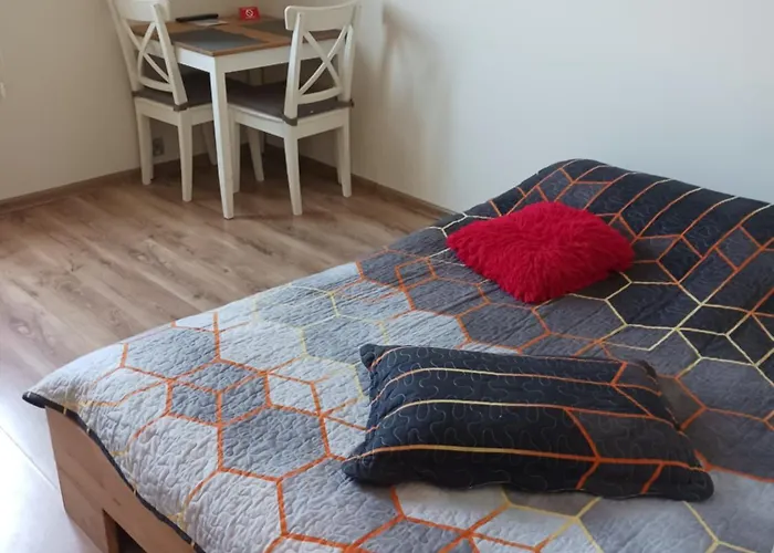 Marco 3 Przy Dworcu-stare Miasto-super Wi Fi Апартаменты *